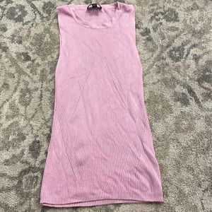 Pink sleeveless sweater tank
